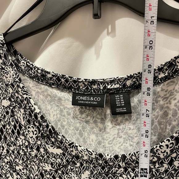 Women’s 3/4 Sleeve Top - Picture 6 of 6